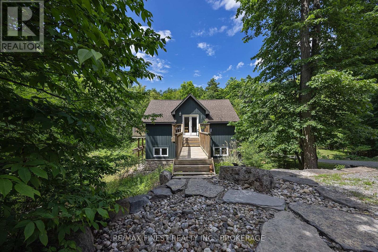 441b Maccomish Lane, Frontenac, Ontario  K0H 2L0 - Photo 8 - X12143867