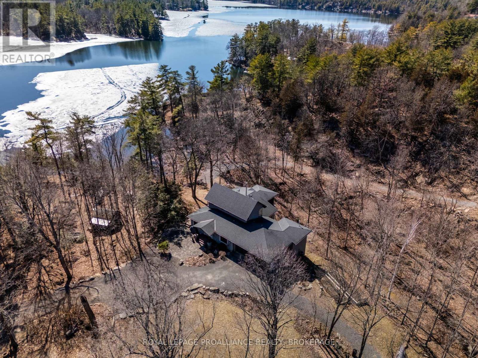 7955 PERTH ROAD, Frontenac, Ontario