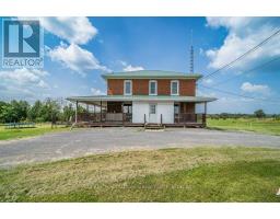595 CRAIGEN ROAD, Stone Mills, Ontario