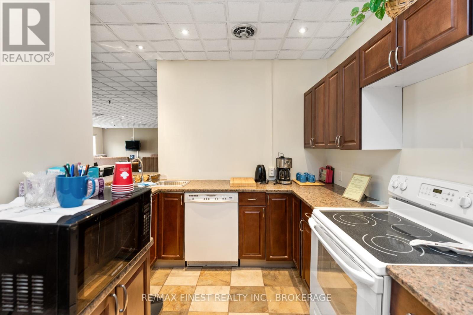 508 - 120 Barrett Court, Kingston, Ontario  K7L 5H6 - Photo 41 - X12144887