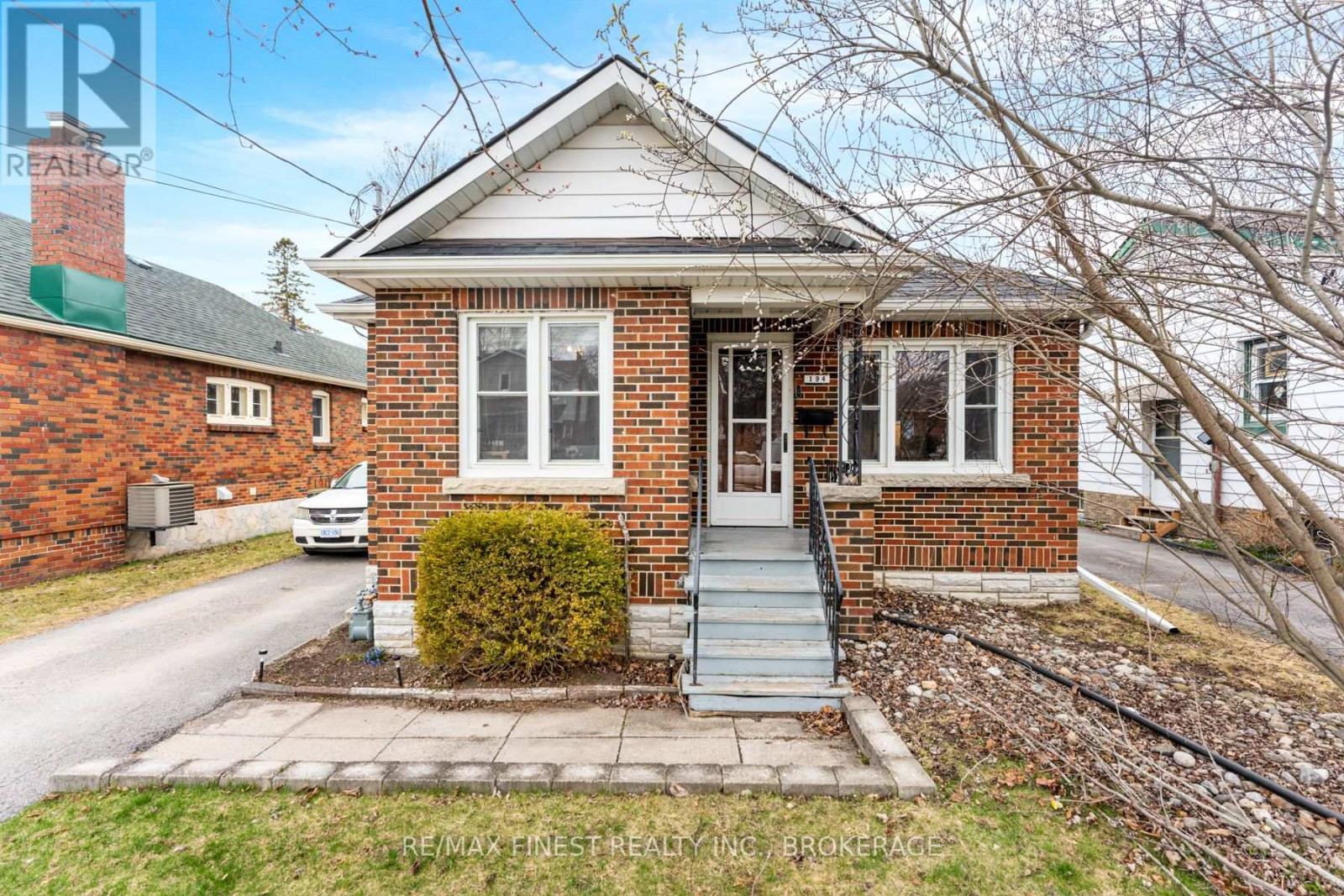 194 HELEN STREET, Kingston, Ontario