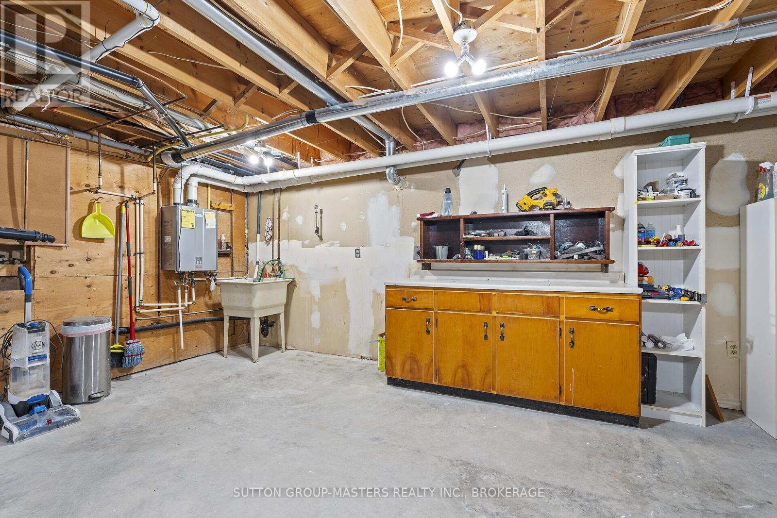 95 Nicholson Crescent, Loyalist, Ontario  K7N 1W9 - Photo 33 - X12147435