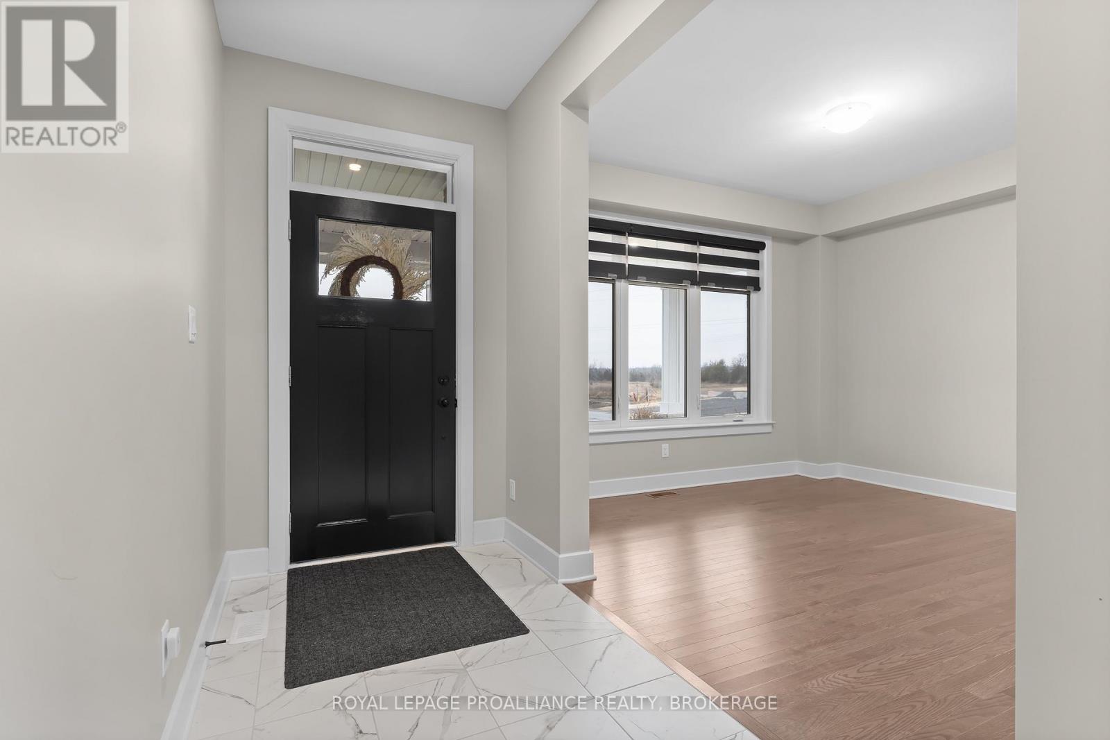 1601 Willow Court, Kingston, Ontario  K7P 0S6 - Photo 4 - X12147717