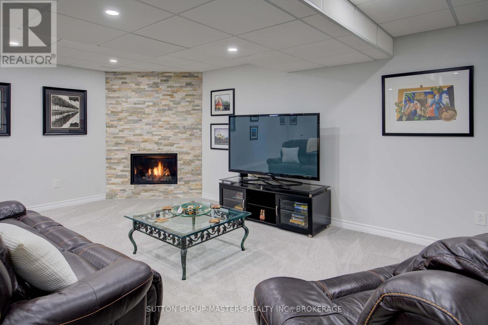 24 Country Club Drive, Loyalist, Ontario  K0H 1G0 - Photo 34 - X12147895