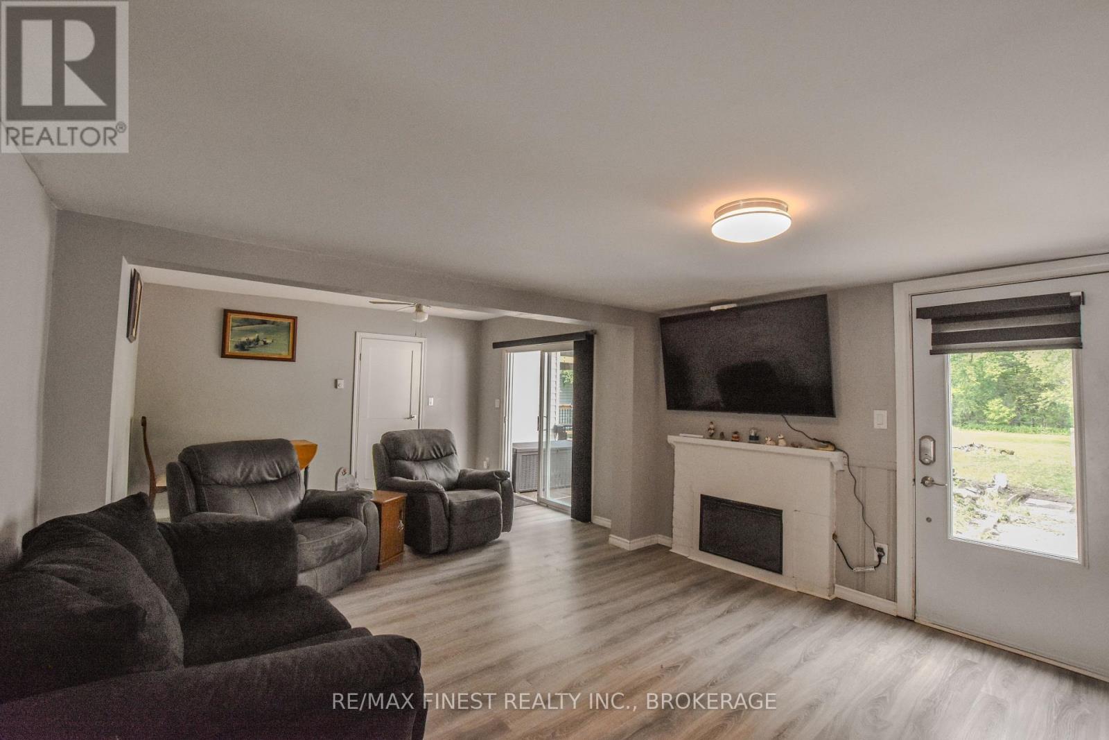 165 Phillips Street, Kingston, Ontario  K7M 2Z9 - Photo 12 - X12147905
