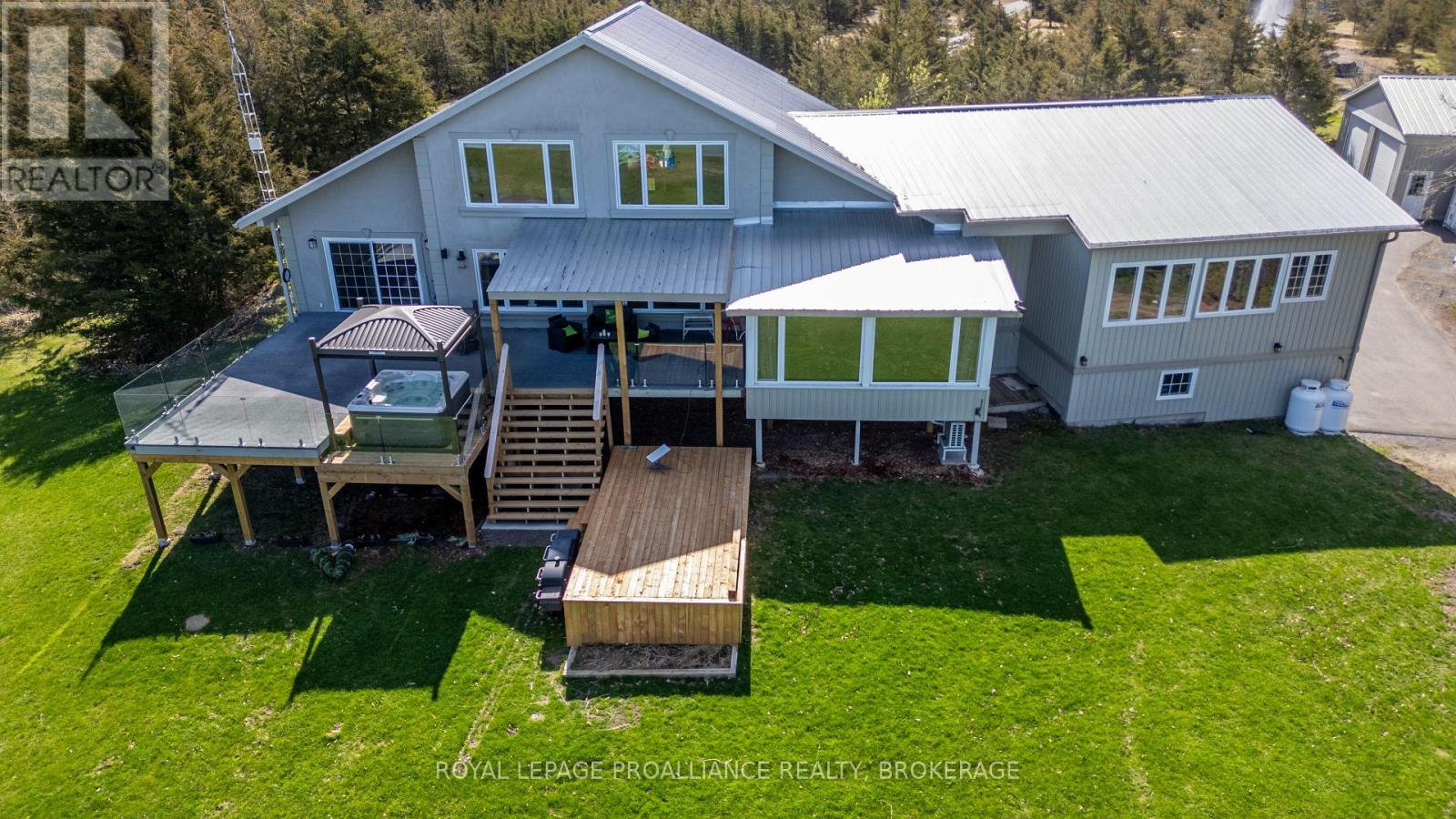 1333 County Road 9, Greater Napanee, Ontario  K7R 3K8 - Photo 46 - X12148005