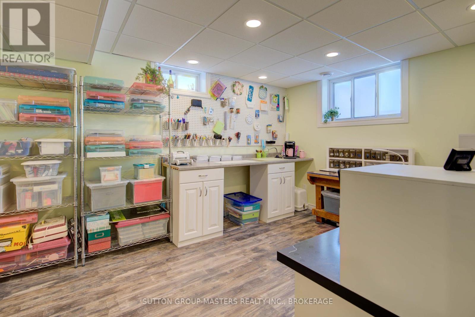 131 Country Club Drive, Loyalist, Ontario  K0H 1G0 - Photo 32 - X12148555