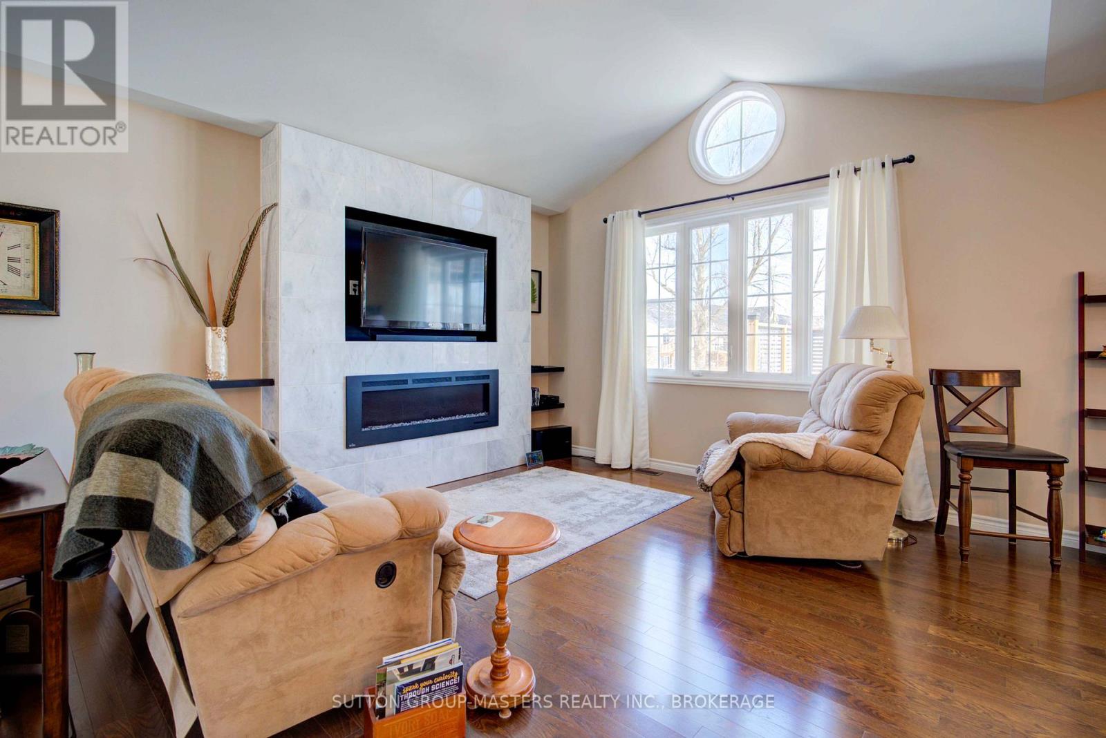 131 Country Club Drive, Loyalist, Ontario  K0H 1G0 - Photo 7 - X12148555