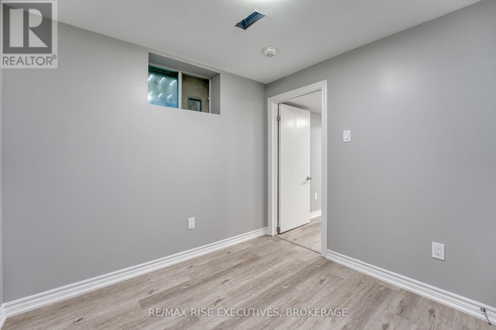 2 - 151 Dauphin Avenue, Kingston, Ontario  K7K 6W3 - Photo 12 - X12148677