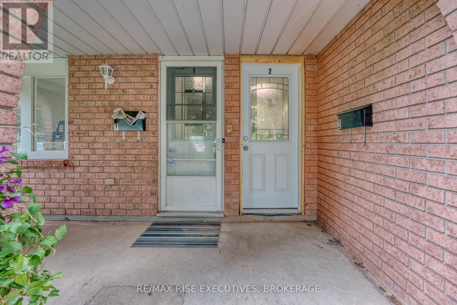2 - 151 Dauphin Avenue, Kingston, Ontario  K7K 6W3 - Photo 3 - X12148677