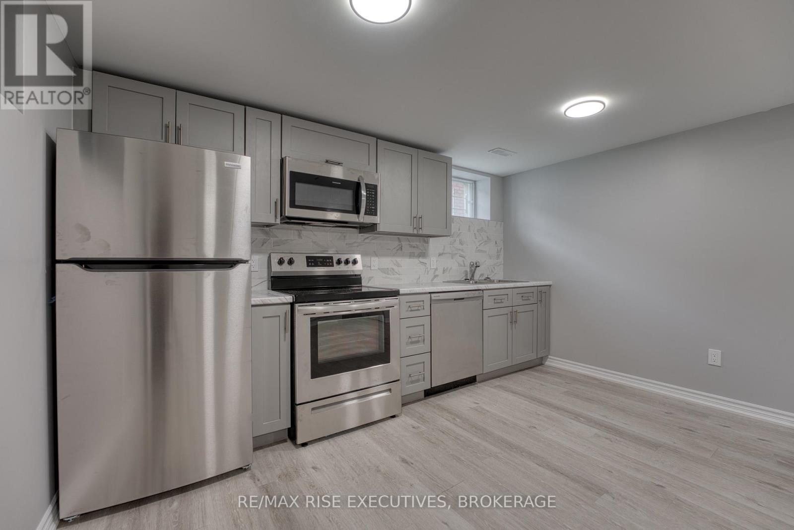 2 - 151 Dauphin Avenue, Kingston, Ontario  K7K 6W3 - Photo 7 - X12148677