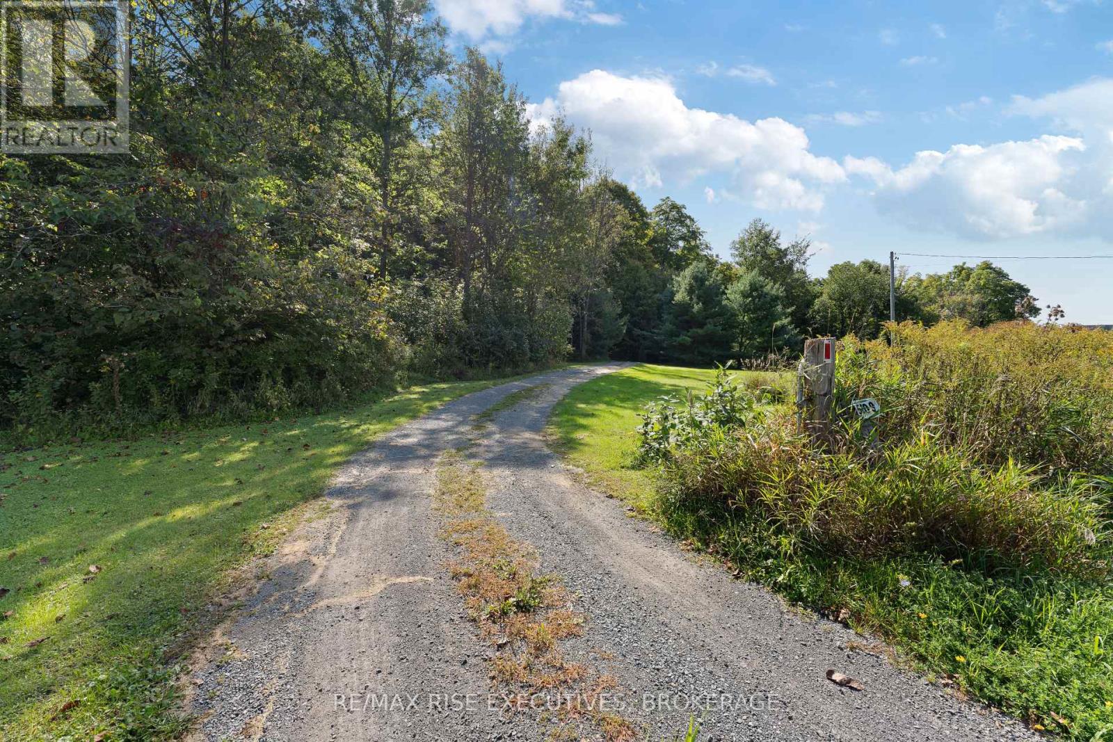 5209 Highway 15, Kingston, Ontario  K0H 2N0 - Photo 3 - X12149750