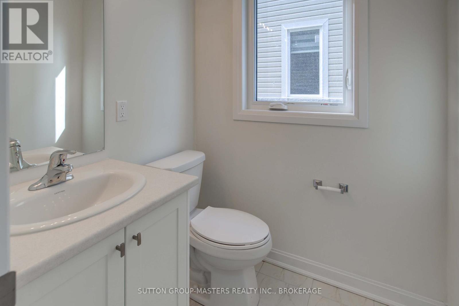 54 Golf Links Drive, Loyalist, Ontario  K0H 1G0 - Photo 20 - X12150114