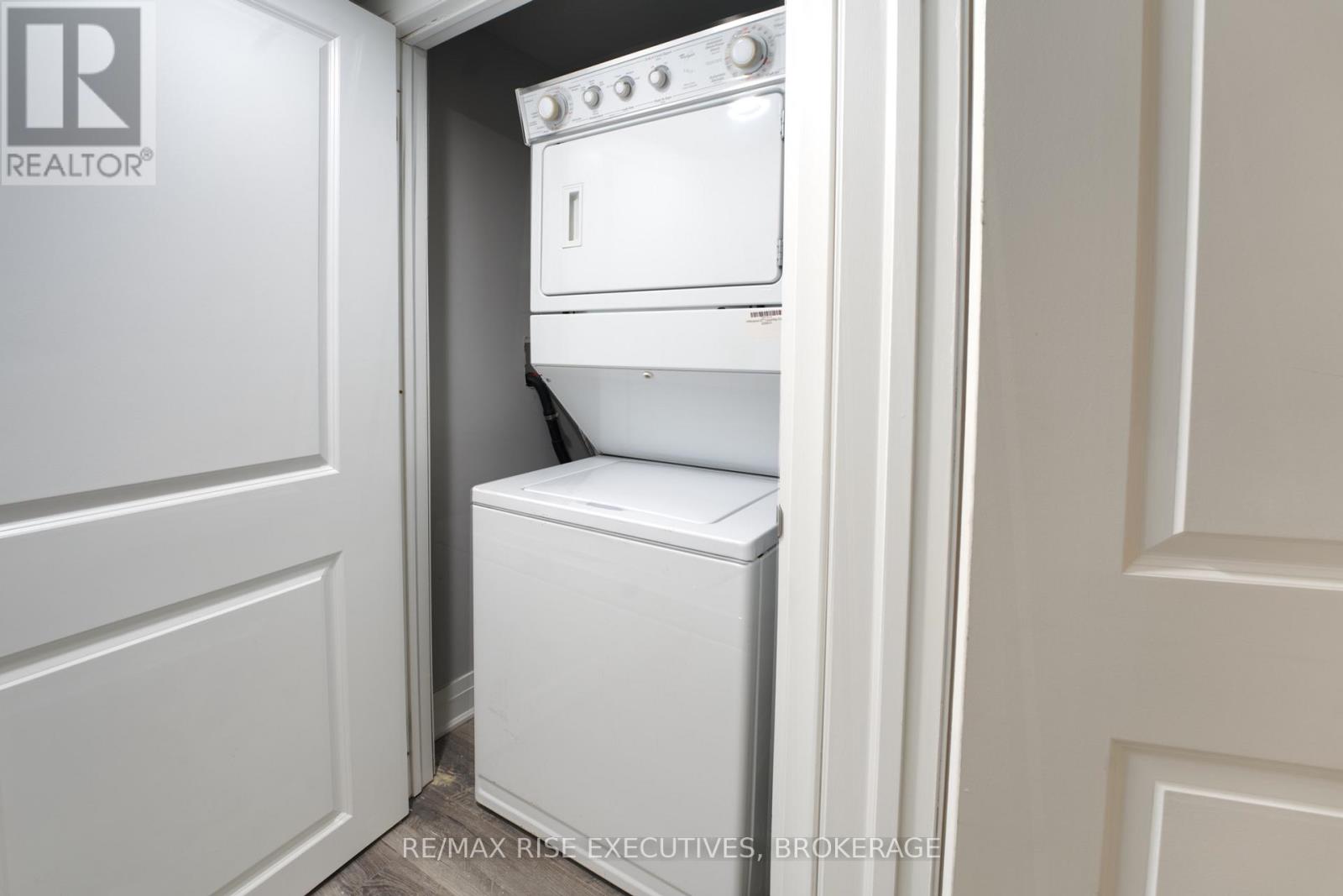 2 - 258 Kingscourt Avenue, Kingston, Ontario  K7K 6C9 - Photo 14 - X12150410