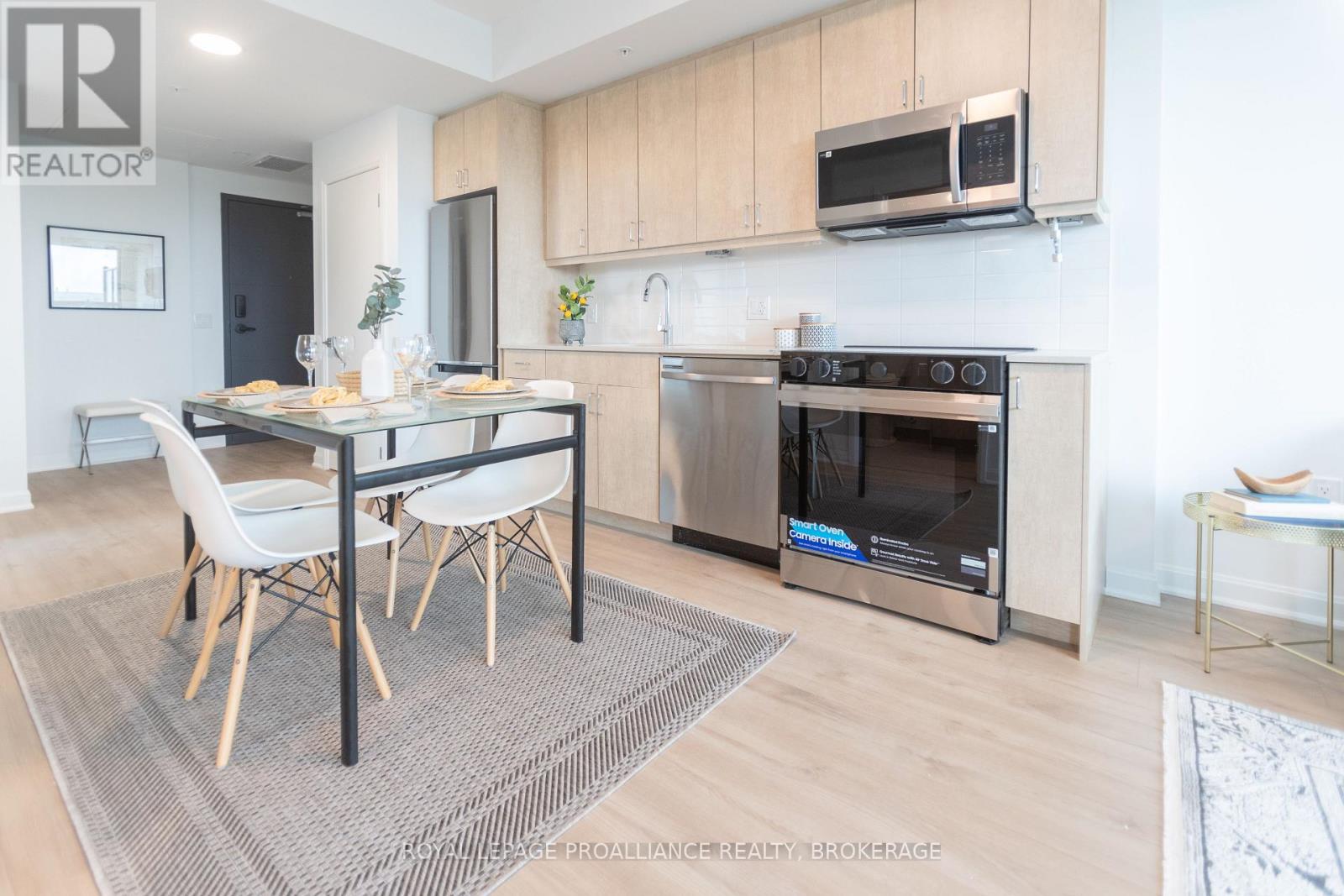 319 - 223 Princess Street, Kingston, Ontario  K7L 1B3 - Photo 4 - X12151094