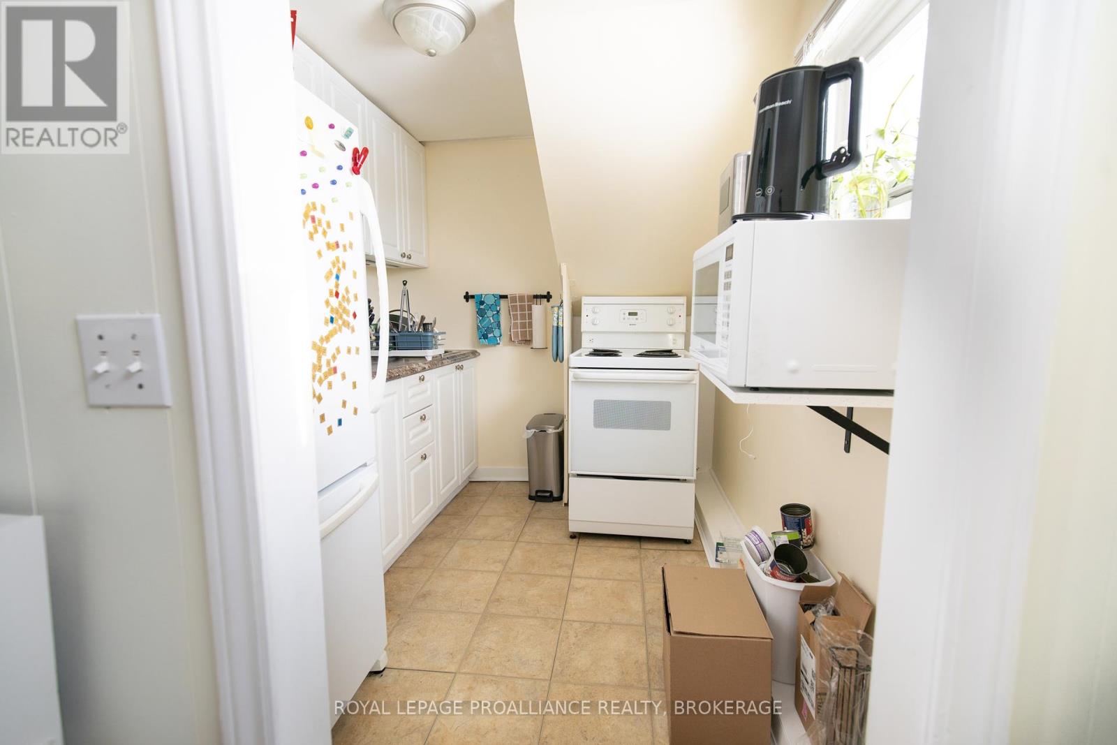 512-514 Macdonnell Street, Kingston, Ontario  K7K 4W7 - Photo 5 - X12151599
