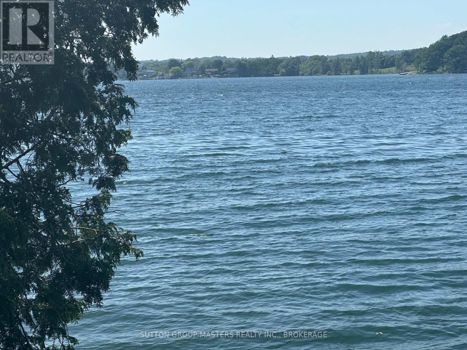 641 North Shore Road, Frontenac Islands, Ontario  K7G 2V6 - Photo 2 - X12152452