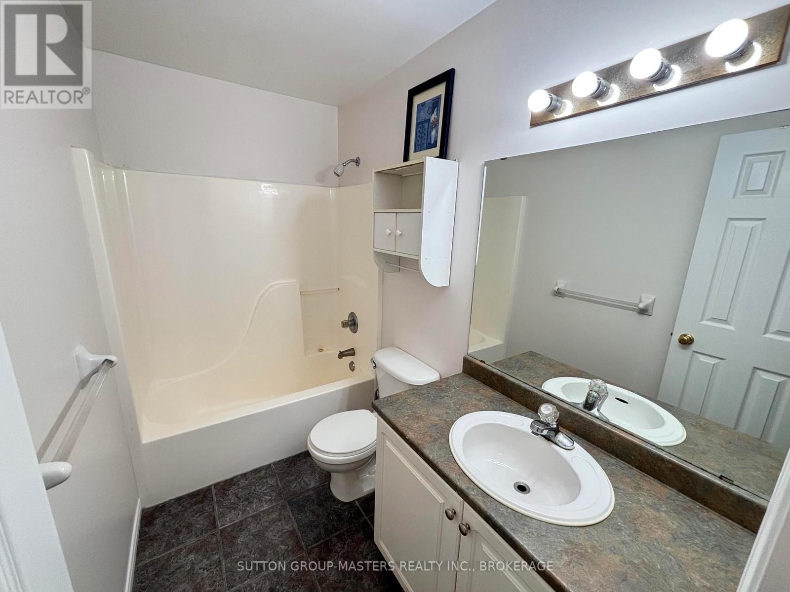 160 Nelson Street, Kingston, Ontario  K7L 3X1 - Photo 13 - X12152990