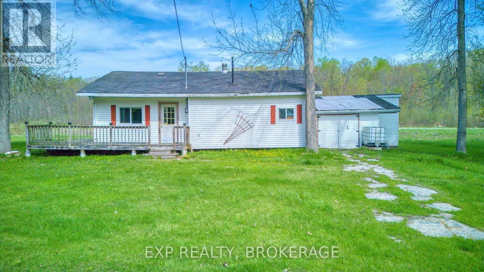 1013 Turner Way, Central Frontenac, Ontario  K0H 1B0 - Photo 24 - X12153785