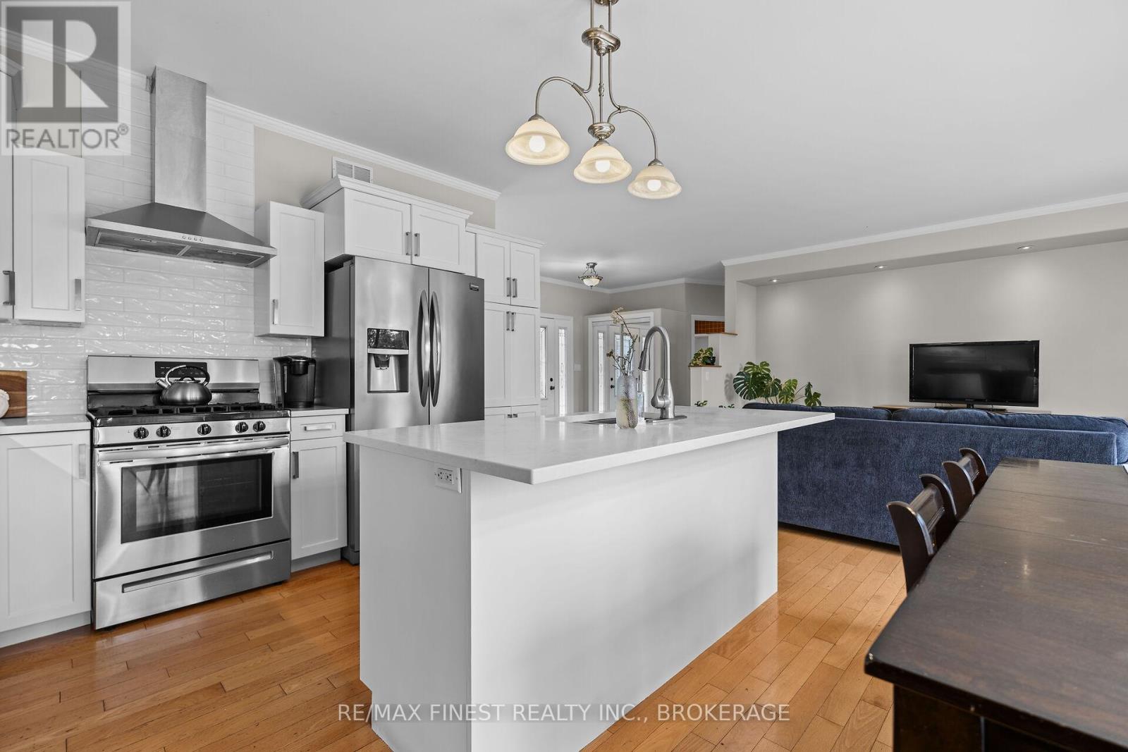 19 Dalgleish Avenue, Kingston, Ontario  K7L 5H6 - Photo 16 - X12154356