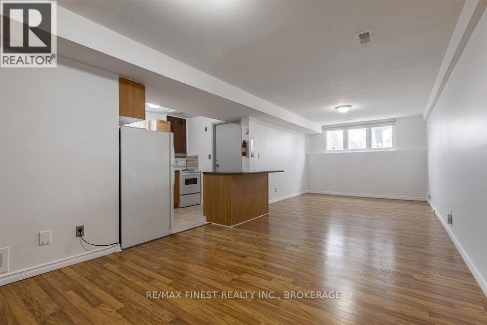 2 - 580 Gavin Court, Kingston, Ontario  K7M 8B6 - Photo 34 - X12154813