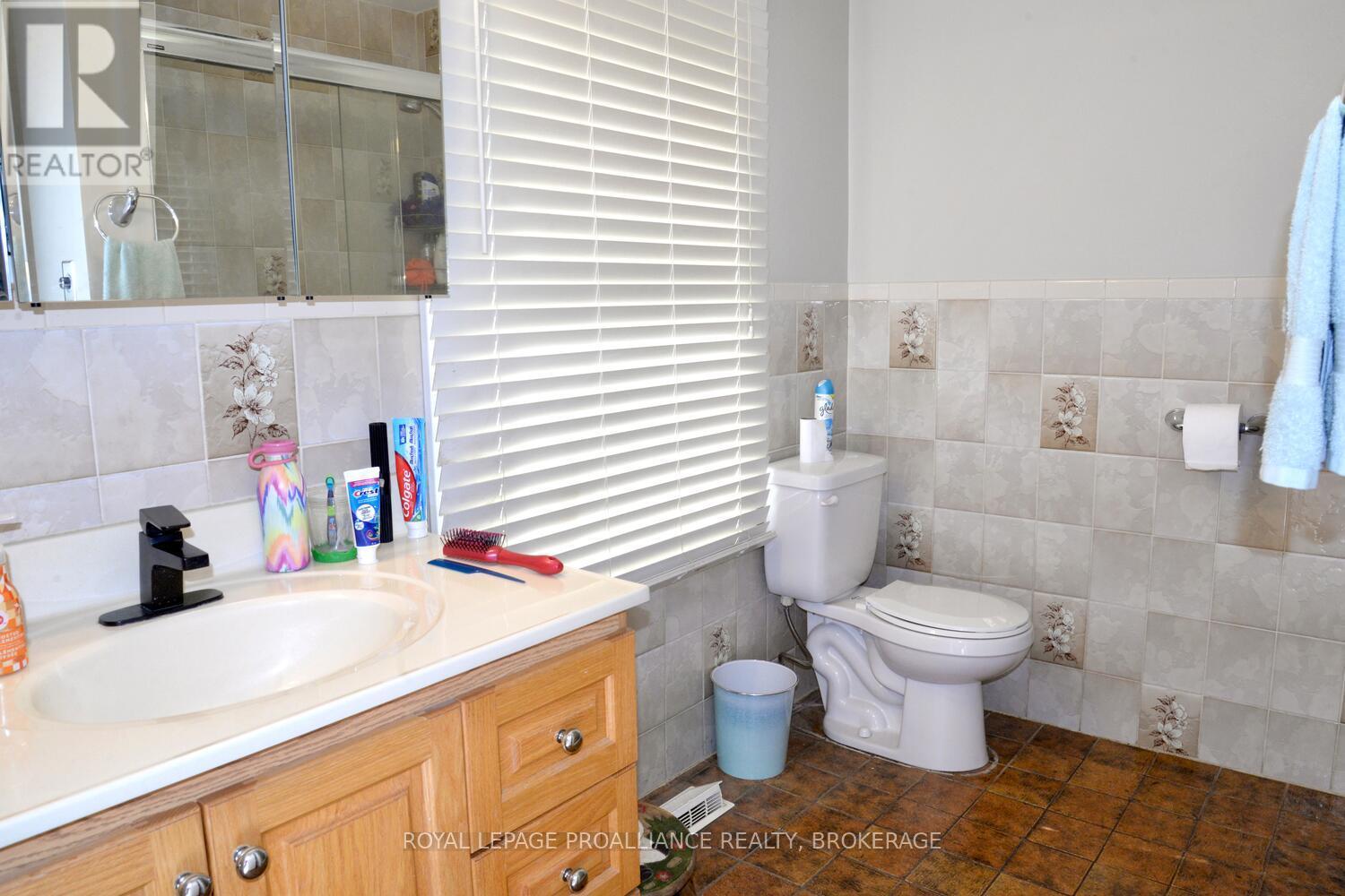 19 Folger Street, Kingston, Ontario  K7K 4Y7 - Photo 20 - X12154994