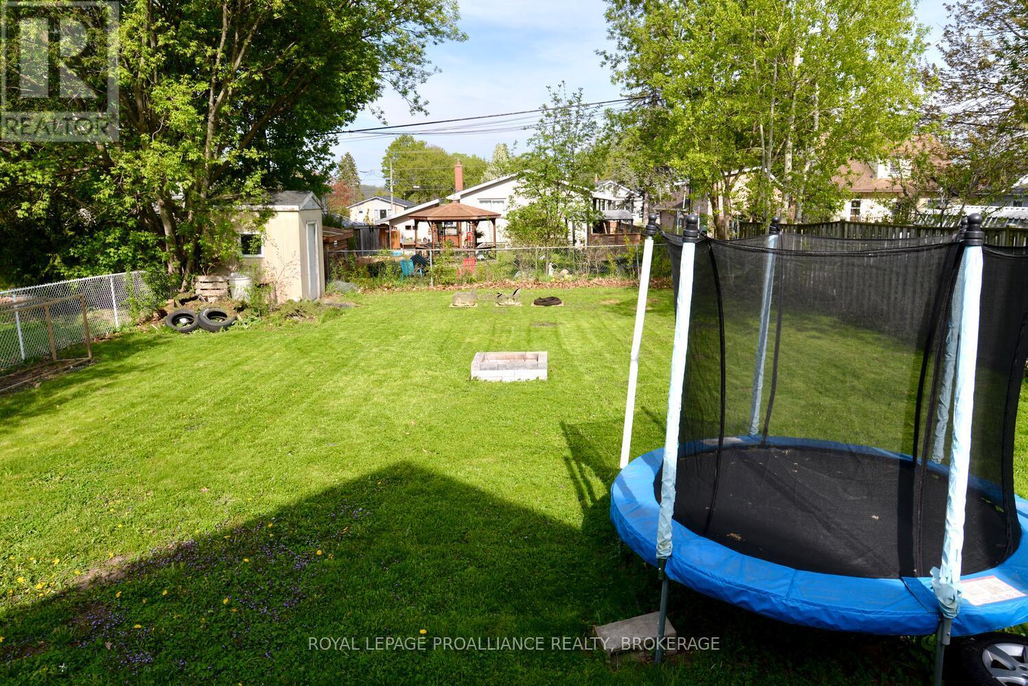 19 Folger Street, Kingston, Ontario  K7K 4Y7 - Photo 28 - X12154994