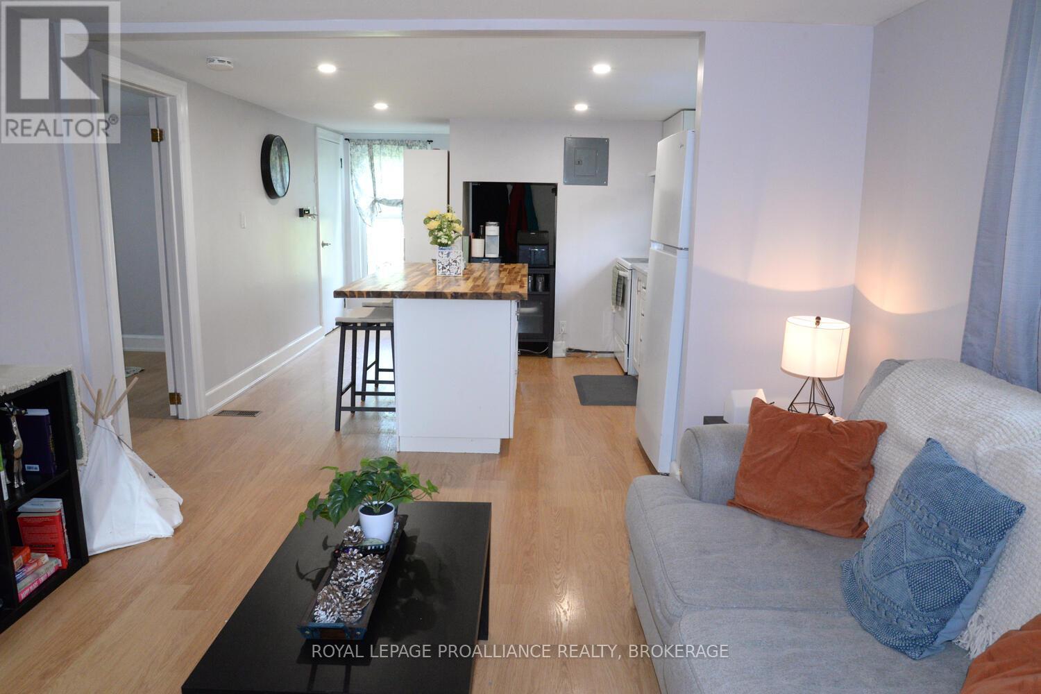19 Folger Street, Kingston, Ontario  K7K 4Y7 - Photo 8 - X12154994