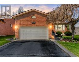 900 MONA DRIVE, Kingston, Ontario