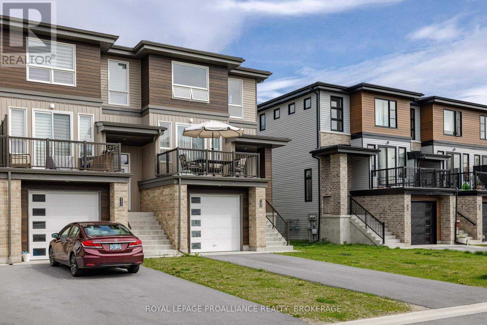 109 SUPERIOR DRIVE, Loyalist, Ontario