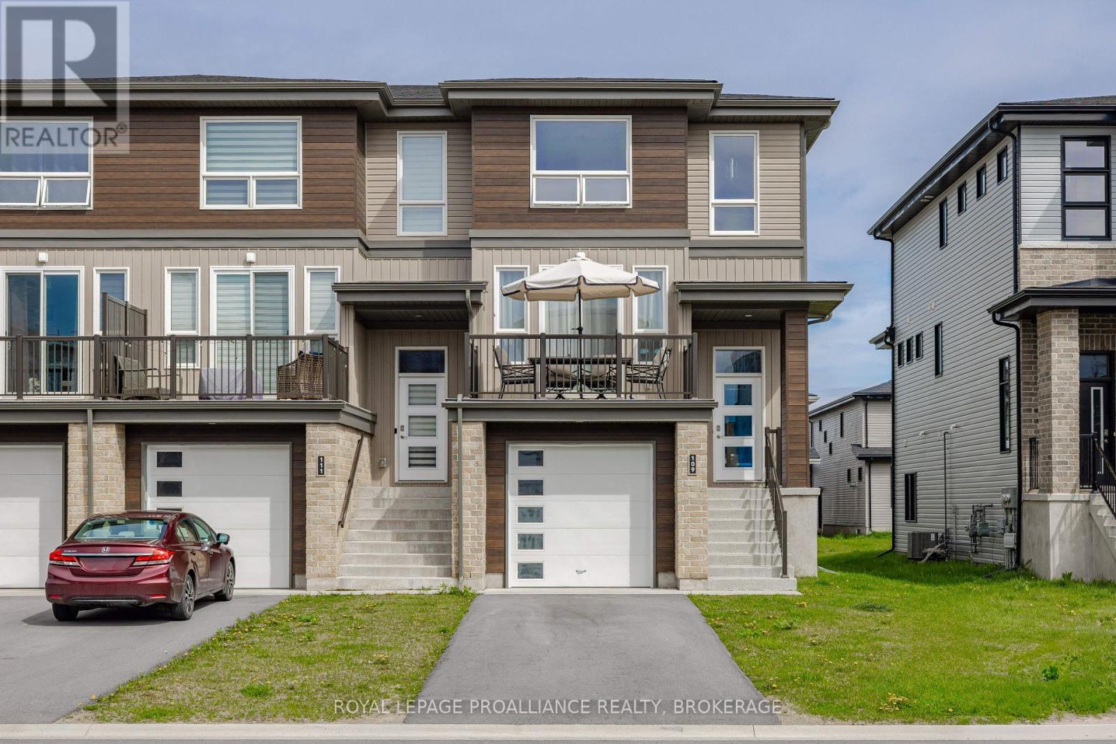 109 Superior Drive, Loyalist, Ontario  K7N 0E5 - Photo 2 - X12155379