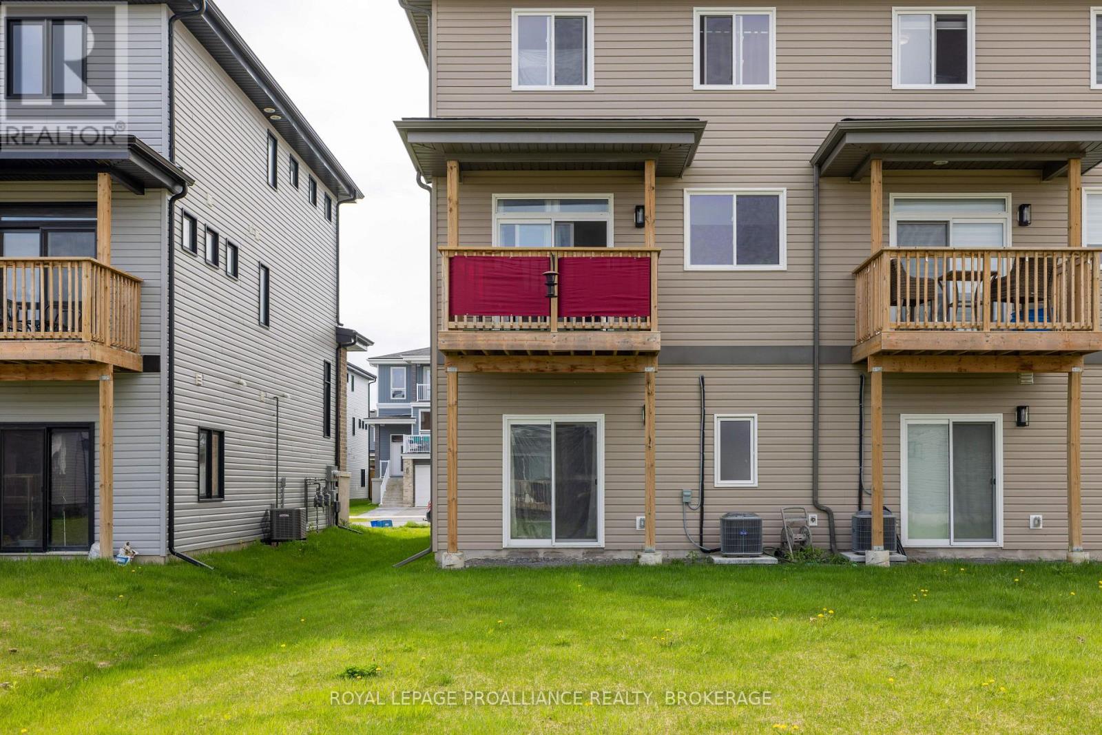 109 Superior Drive, Loyalist, Ontario  K7N 0E5 - Photo 31 - X12155379