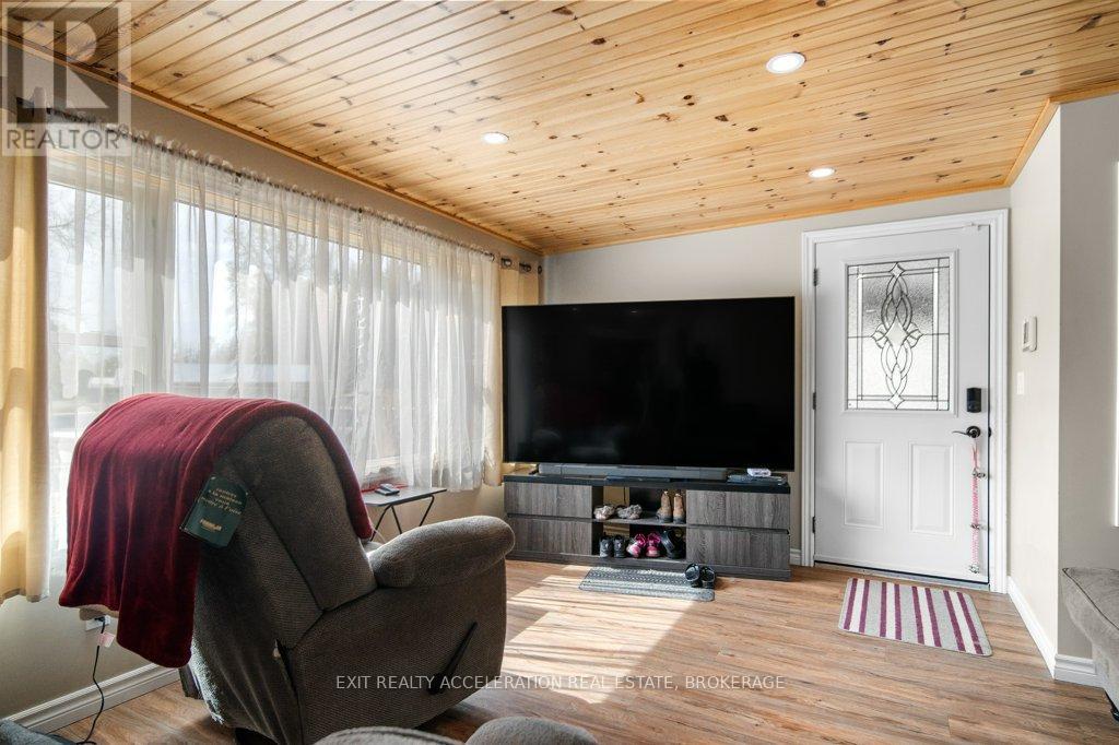 8738 County Road 2, Greater Napanee, Ontario  K7R 3L1 - Photo 10 - X12155727