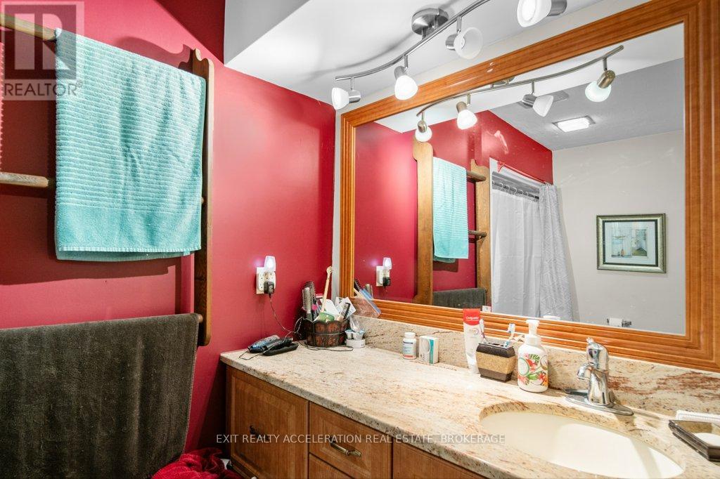 8738 County Road 2, Greater Napanee, Ontario  K7R 3L1 - Photo 13 - X12155727