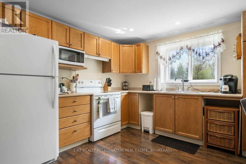 8738 County Road 2, Greater Napanee, Ontario  K7R 3L1 - Photo 23 - X12155727