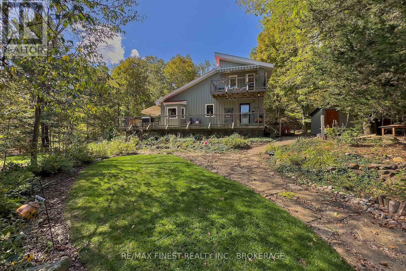3595 Moore Farm Lane, Frontenac, Ontario  K0H 1W0 - Photo 2 - X12156016