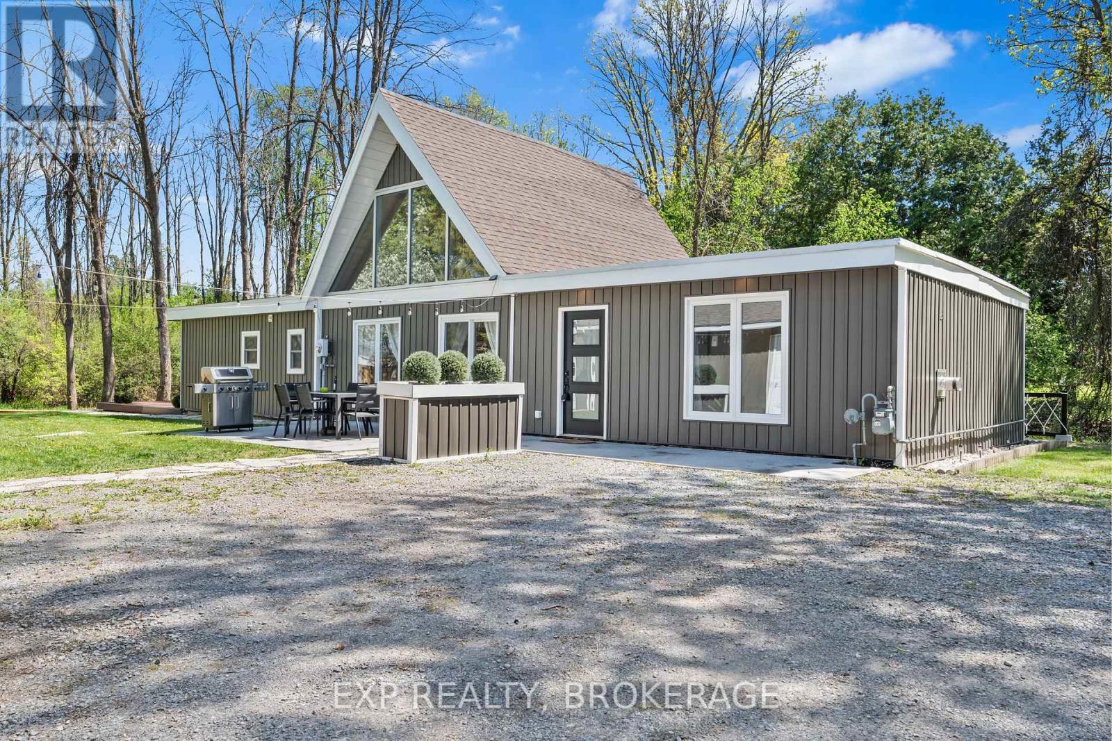 8546 COUNTY 2 ROAD, Greater Napanee, Ontario