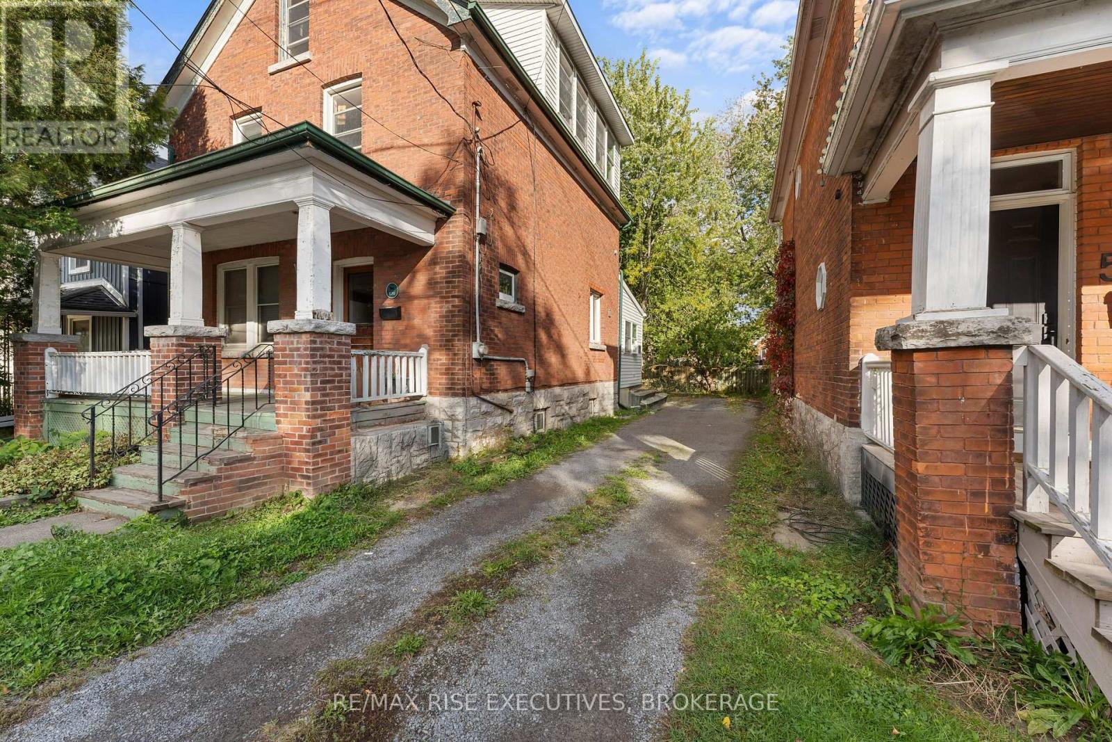 539 Albert Street, Kingston, Ontario  K7K 4M5 - Photo 2 - X12158307