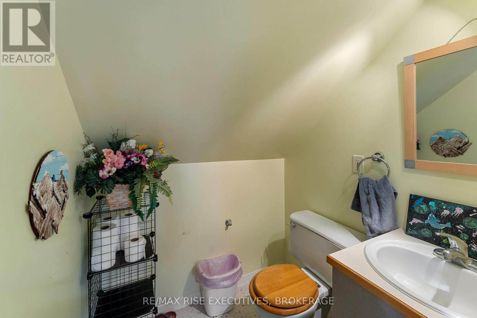539 Albert Street, Kingston, Ontario  K7K 4M5 - Photo 20 - X12158307