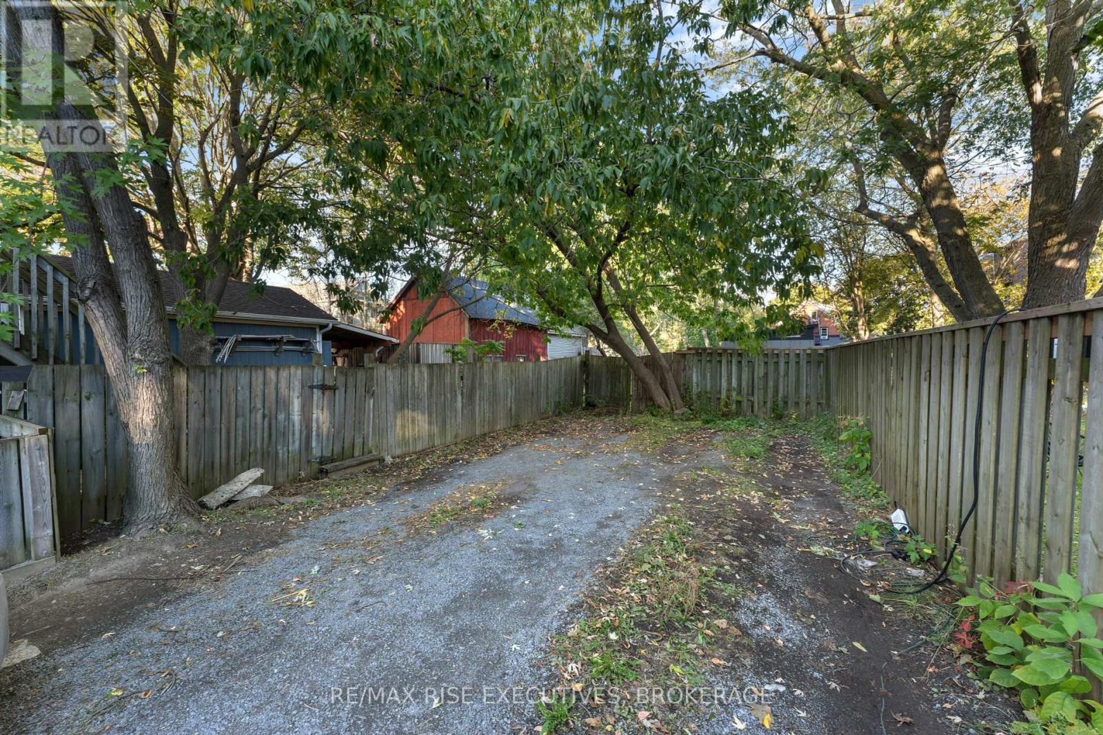 539 Albert Street, Kingston, Ontario  K7K 4M5 - Photo 41 - X12158307