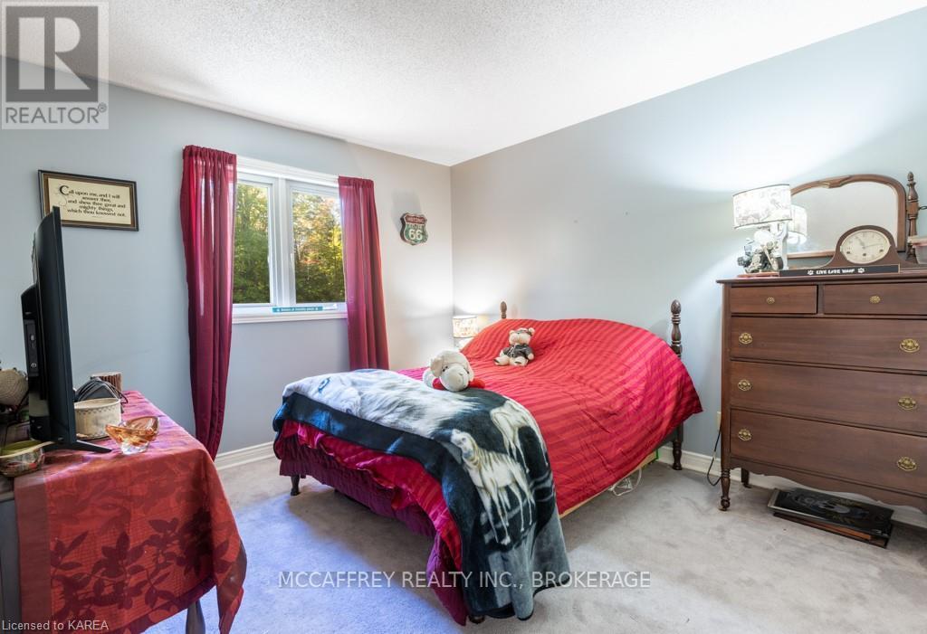 26 Skootamatta Lake Road, Addington Highlands, Ontario  K0H 1K0 - Photo 29 - X12158376
