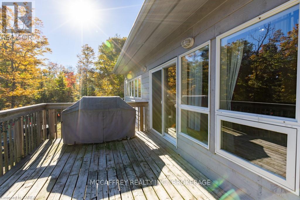 26 Skootamatta Lake Road, Addington Highlands, Ontario  K0H 1K0 - Photo 34 - X12158376