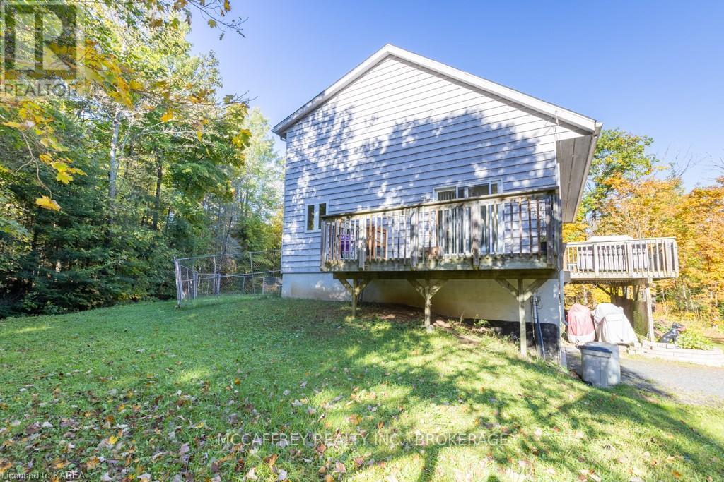 26 Skootamatta Lake Road, Addington Highlands, Ontario  K0H 1K0 - Photo 37 - X12158376