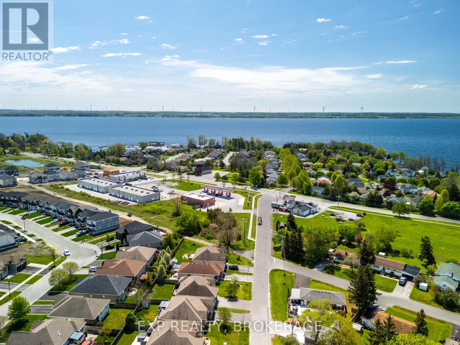 176 Somerset Drive, Loyalist, Ontario  K0H 1G0 - Photo 11 - X12158904