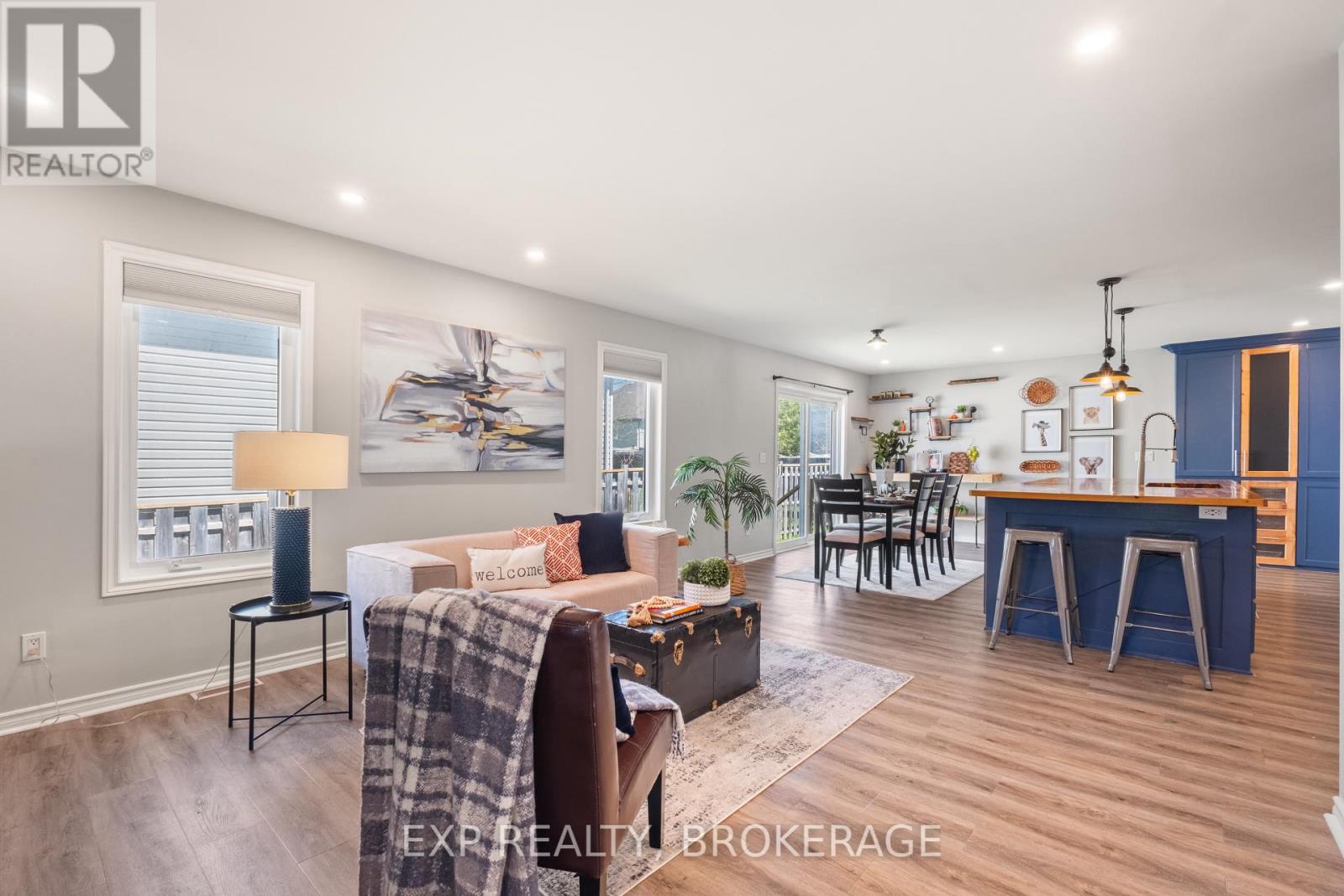 176 Somerset Drive, Loyalist, Ontario  K0H 1G0 - Photo 16 - X12158904
