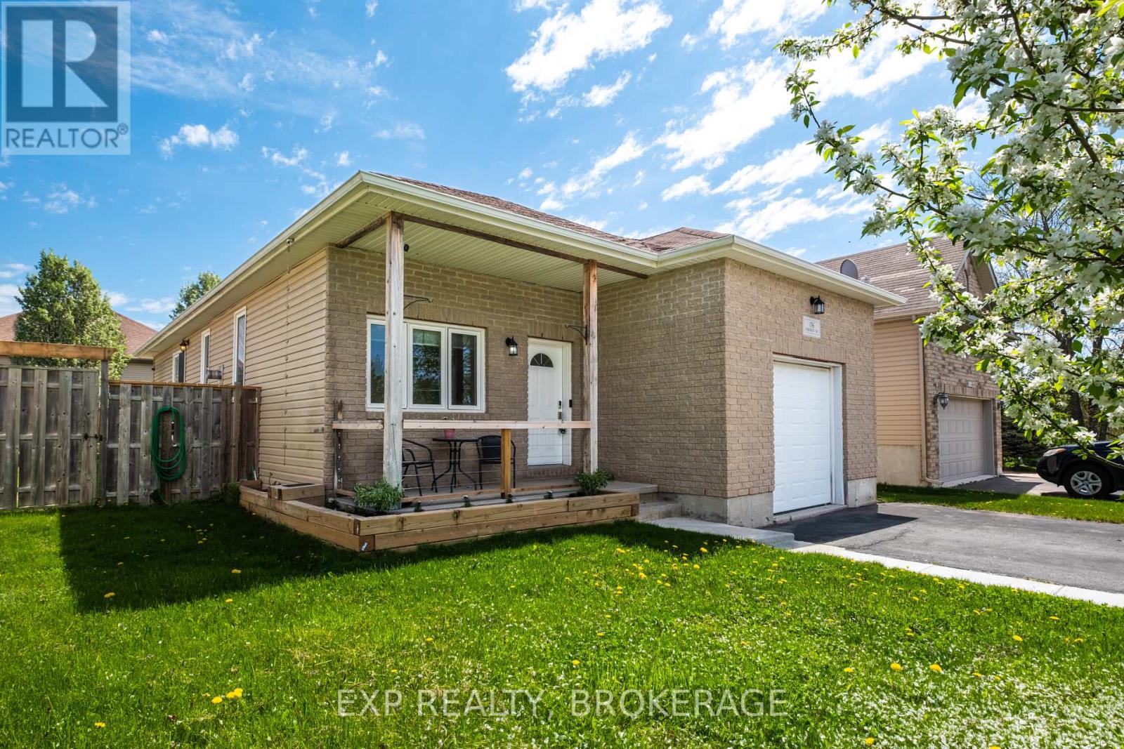 176 Somerset Drive, Loyalist, Ontario  K0H 1G0 - Photo 2 - X12158904