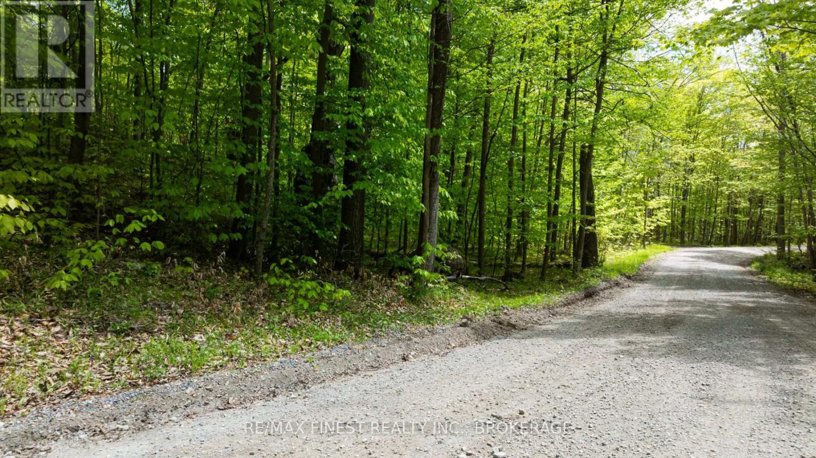 36 West Point Lane, South Frontenac, Ontario  L0R 1C0 - Photo 6 - X12159235