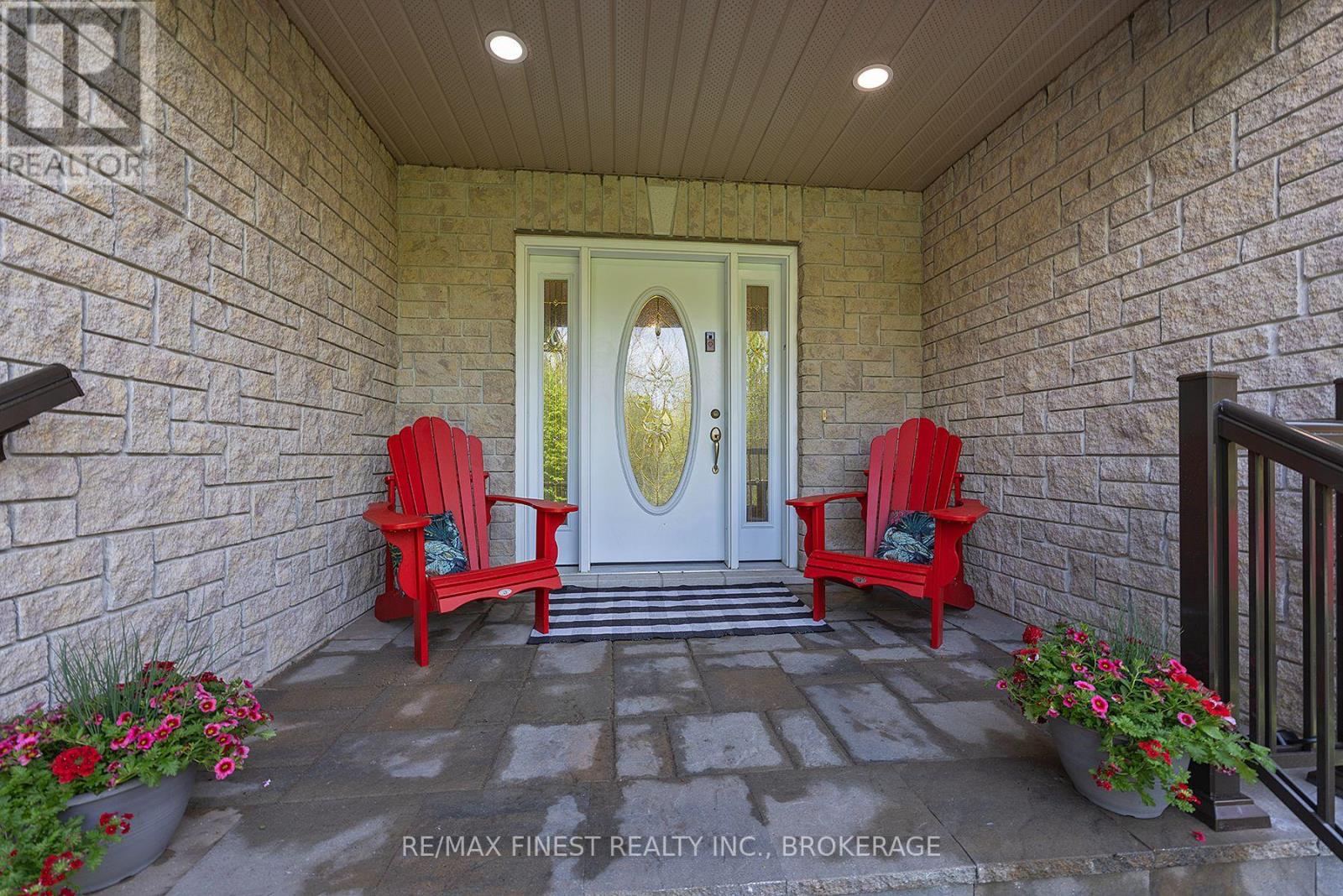 5885 Davey Drive, Frontenac, Ontario  K0H 2W0 - Photo 6 - X12159469