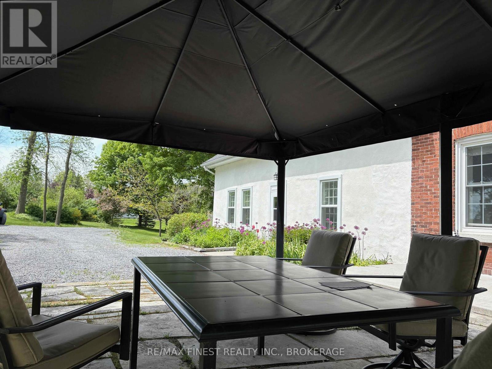 2750 Front Road, Frontenac Islands, Ontario  K0H 2S0 - Photo 33 - X12159508