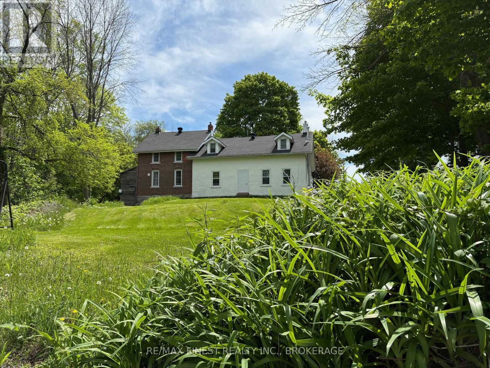 2750 Front Road, Frontenac Islands, Ontario  K0H 2S0 - Photo 41 - X12159508